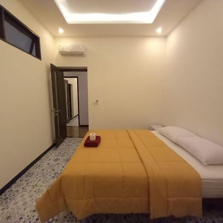 Rumah Wj Rooms And Suites Uluwatu Exteriör bild