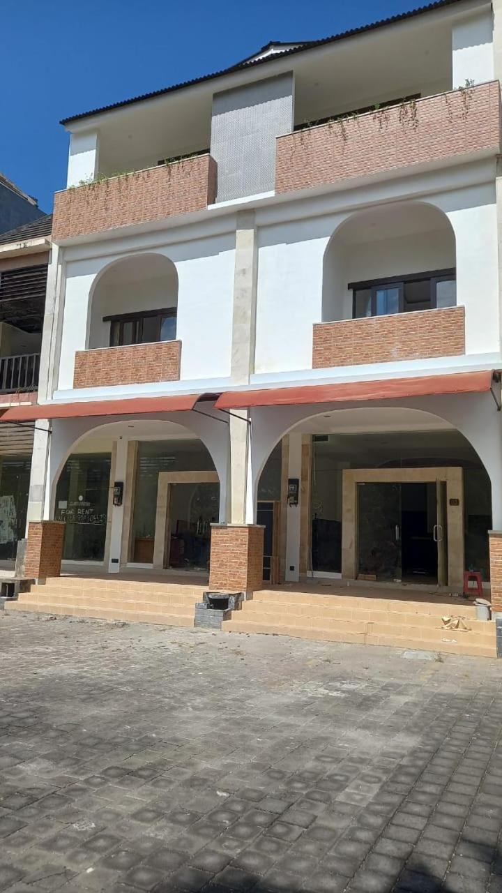 Rumah Wj Rooms And Suites Uluwatu Exteriör bild